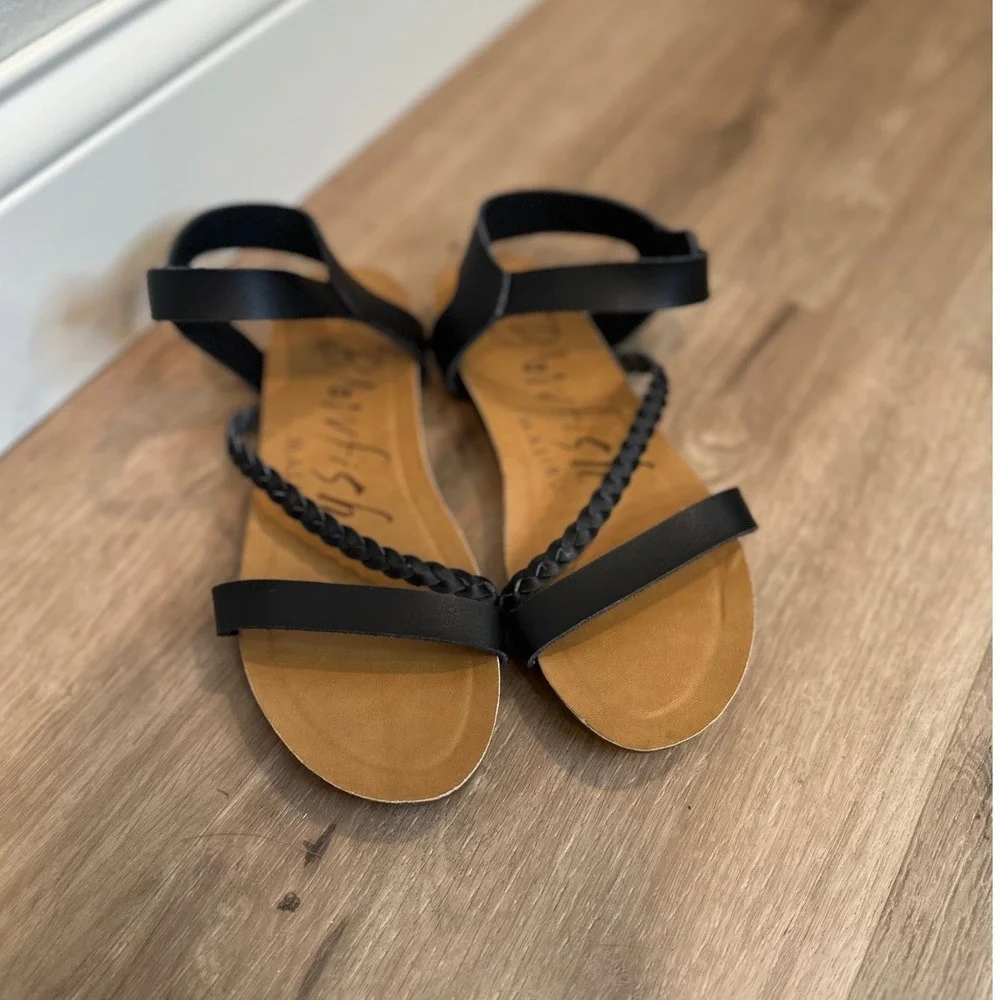 Blowfish Malibu Sandals Womens 7 Black Vegan Braided Strappy Flat Boho Summer